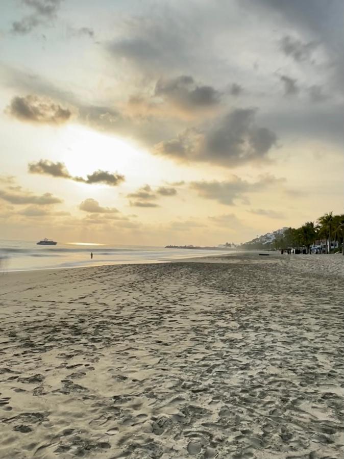 Bay View Grand Marina Condo 1004S อิกซ์ทาปา ภายนอก รูปภาพ