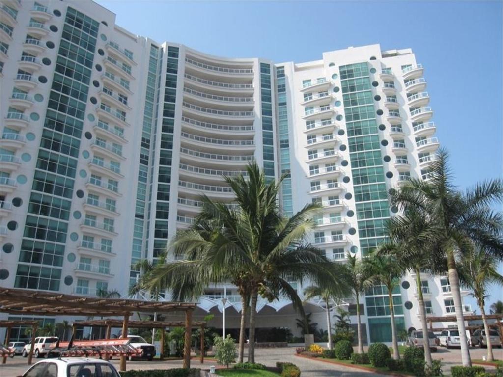 Bay View Grand Marina Condo 1004S อิกซ์ทาปา ภายนอก รูปภาพ